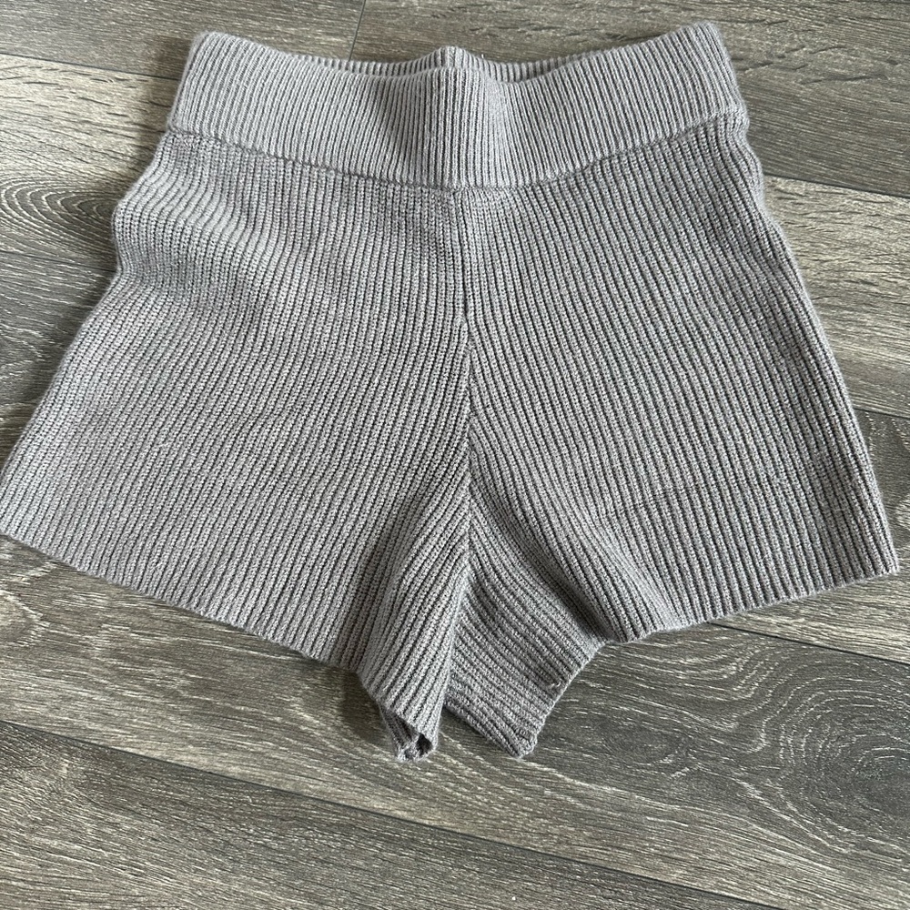The Drop - Sz.Xs Ribbed Knit Shorts in Taupe